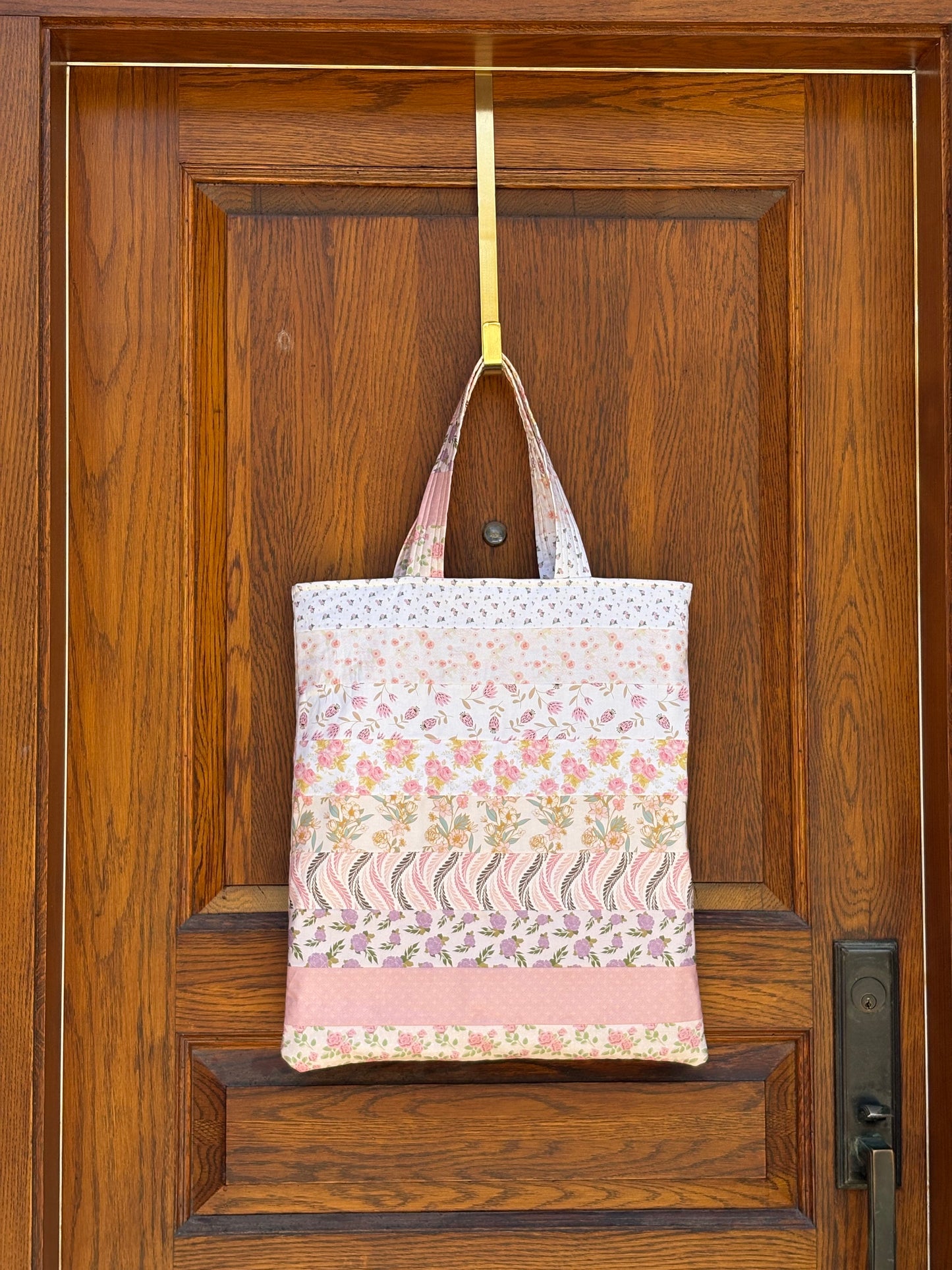 The Oversized Shoulder Bag in Floral Coquette