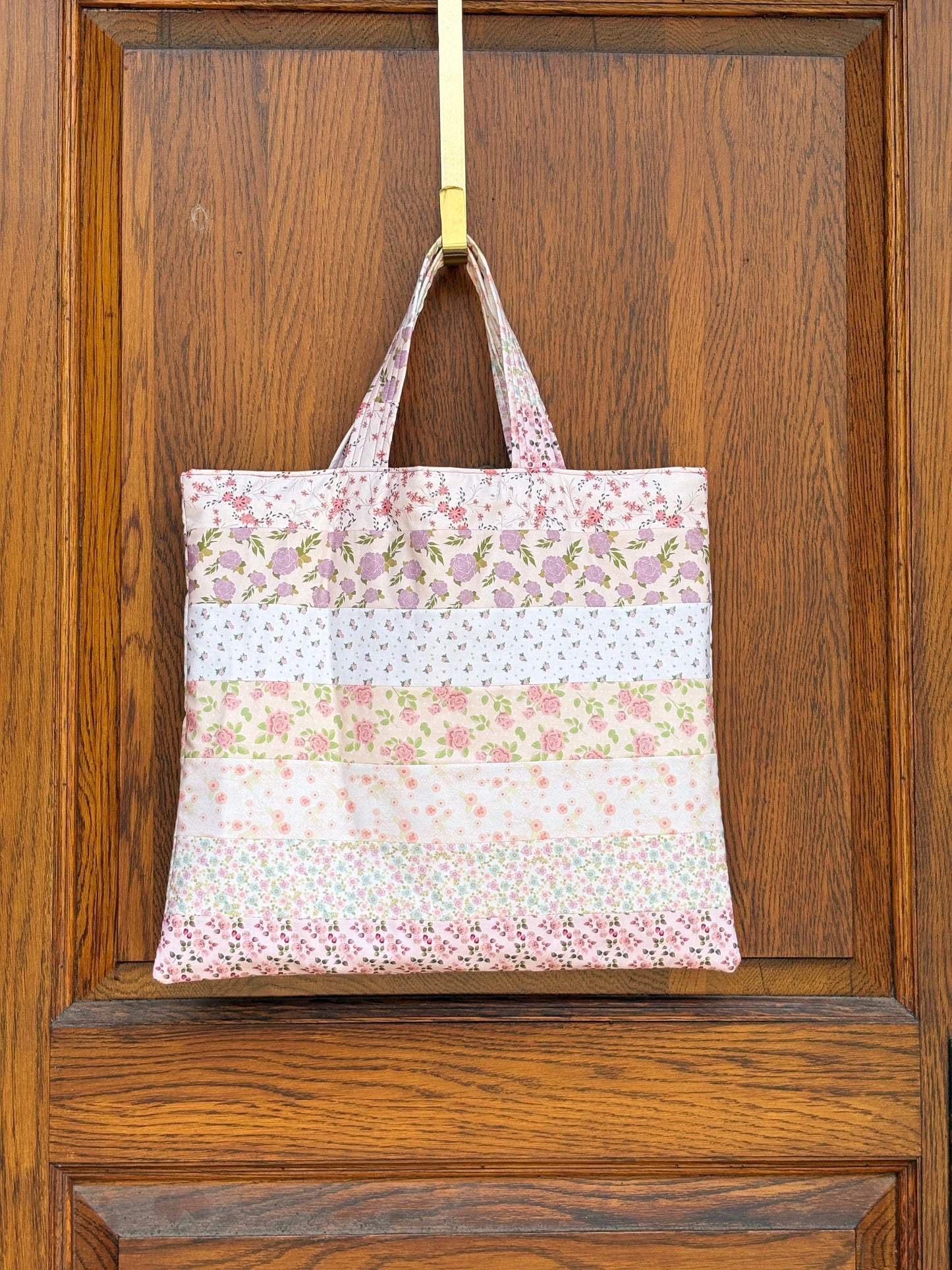 The Shoulder Bag in Floral Coquette