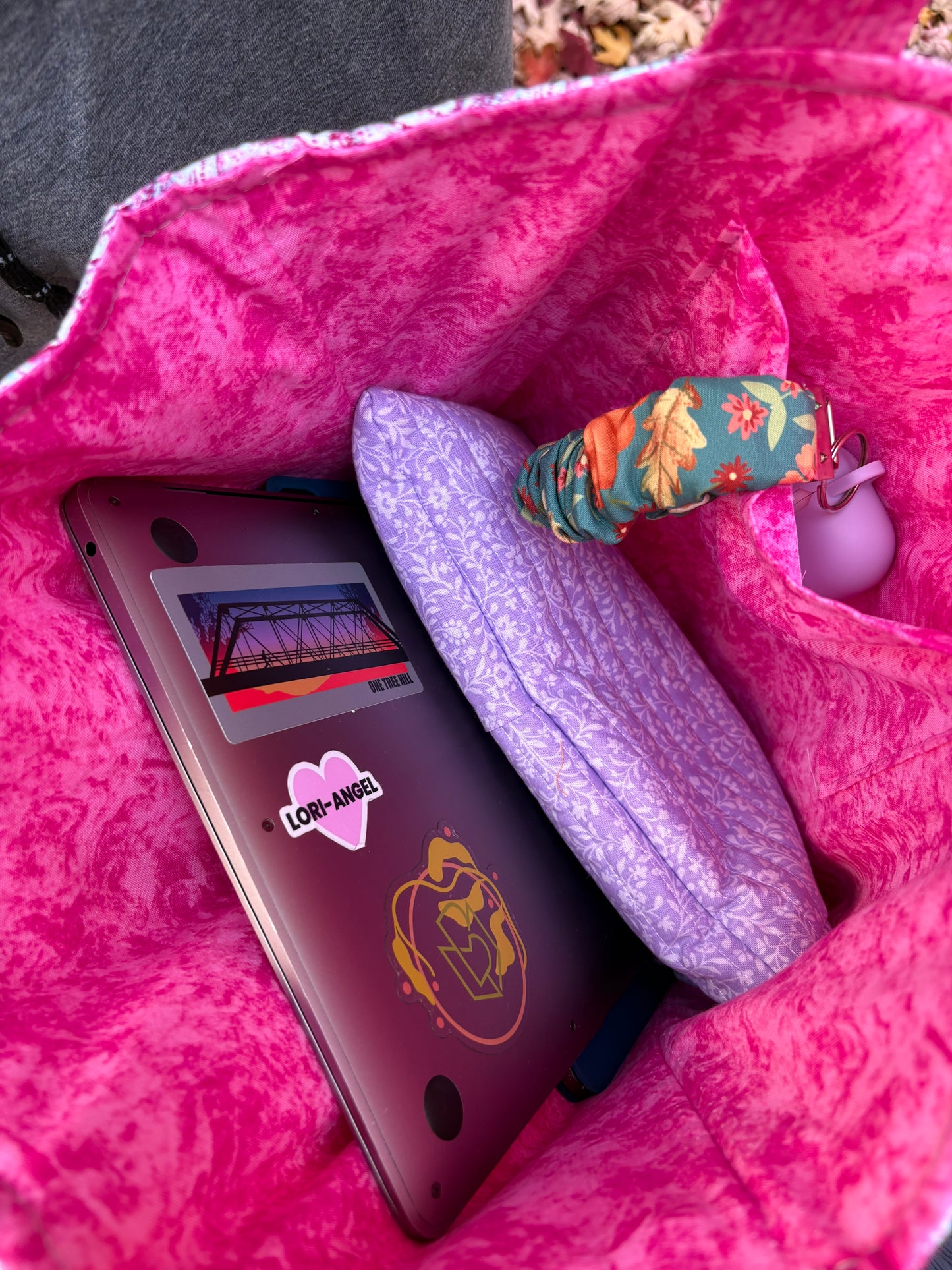 The Bucket Tote in Pink Paisley